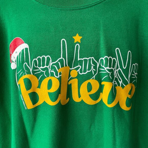 Gildan ASL Finger Alphabet BELIEVE Christmas Sweatshirt Size Large NWOT - Picture 2 of 4